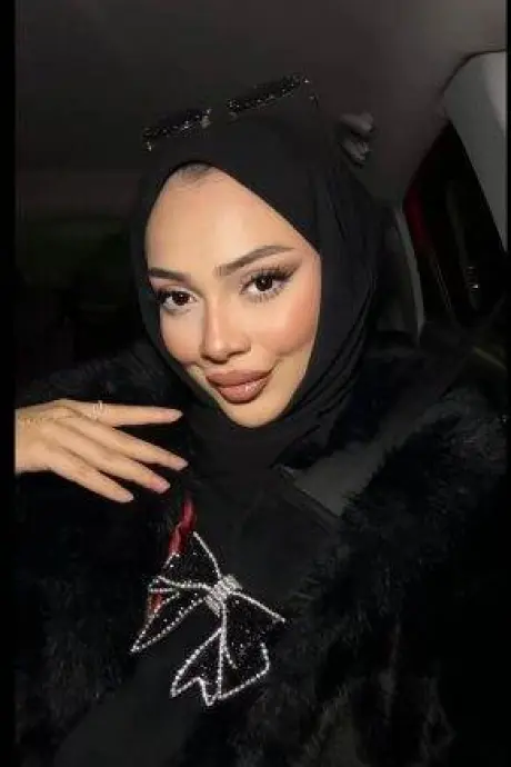 Damla Sarıyer Escort Bayan Sarıyer Escort Damla Fotoğrafı (2)