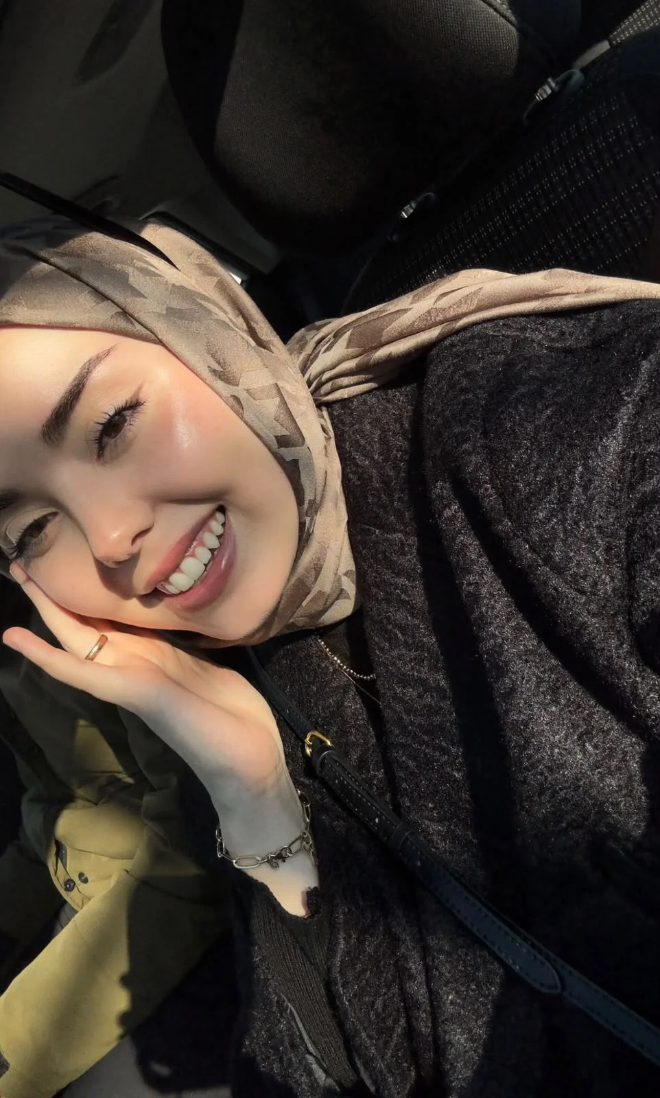 SARIYER Escort PINAR - Gerçek Fotoğraflı Doğrulanmış Profil SARIYER VIP Escort PINAR - Doğrulanmış Model